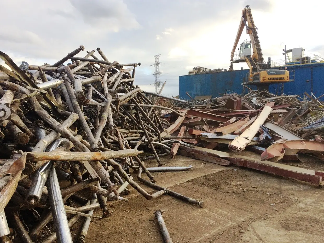 خریدار ضایعات آهن در تهران - 09911088535